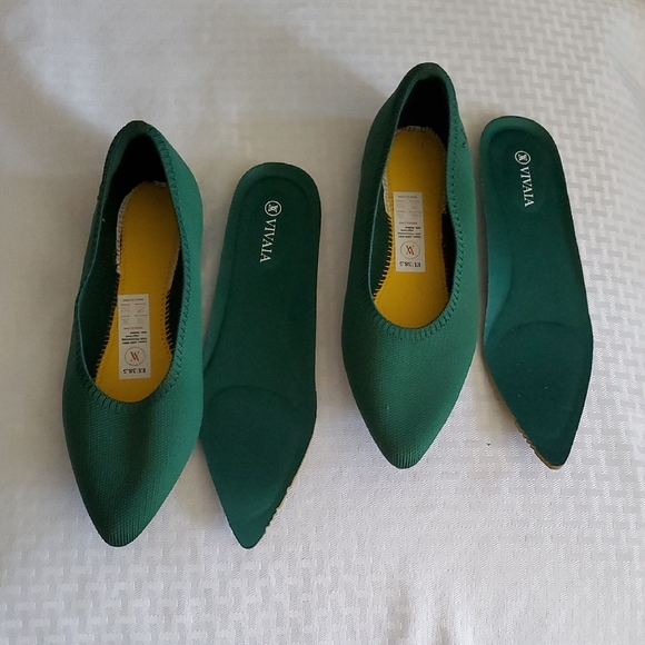 VIVAIA NWOT Green Pointed Toe Flats for Everyday Comfort - Picture 7 of 12